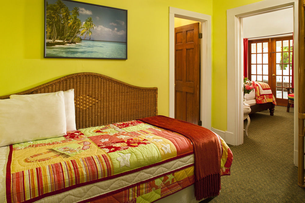 Tropical 3*