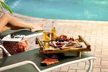 Tropical Hotel 3*