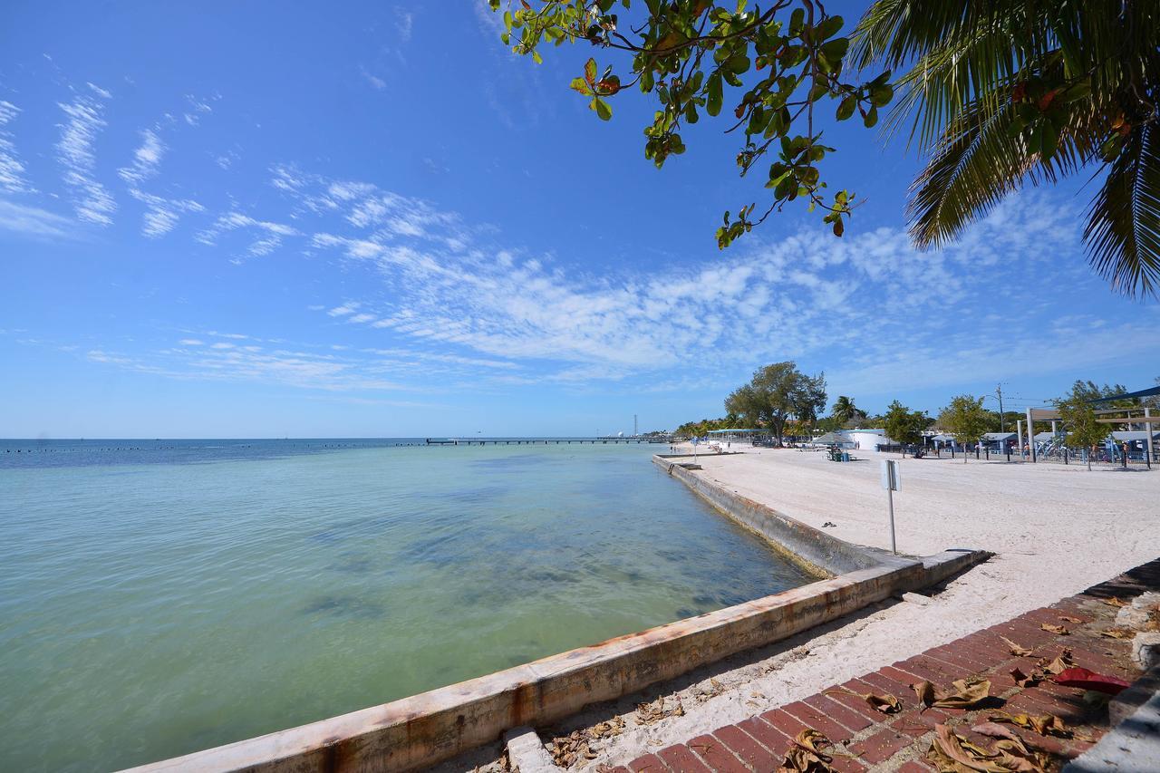 Poolside * Key West