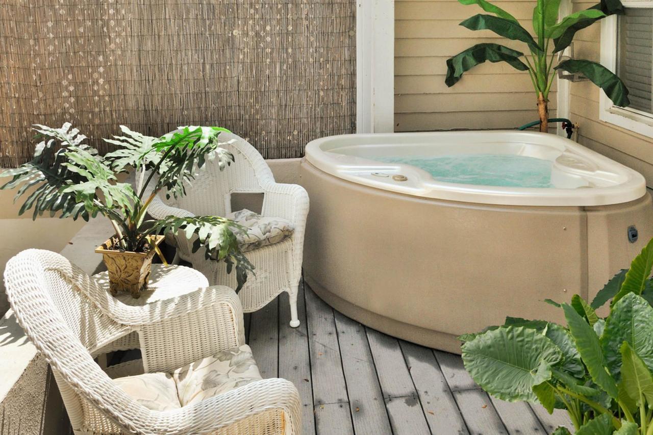 Hotel Casa Caribe @ Duval Square