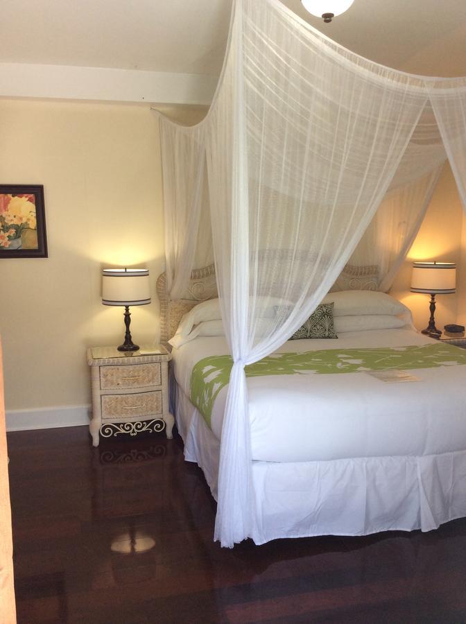 Duval Gardens Bed & Breakfast Key West