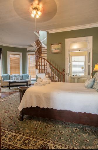 Bed & Breakfast The Artist House