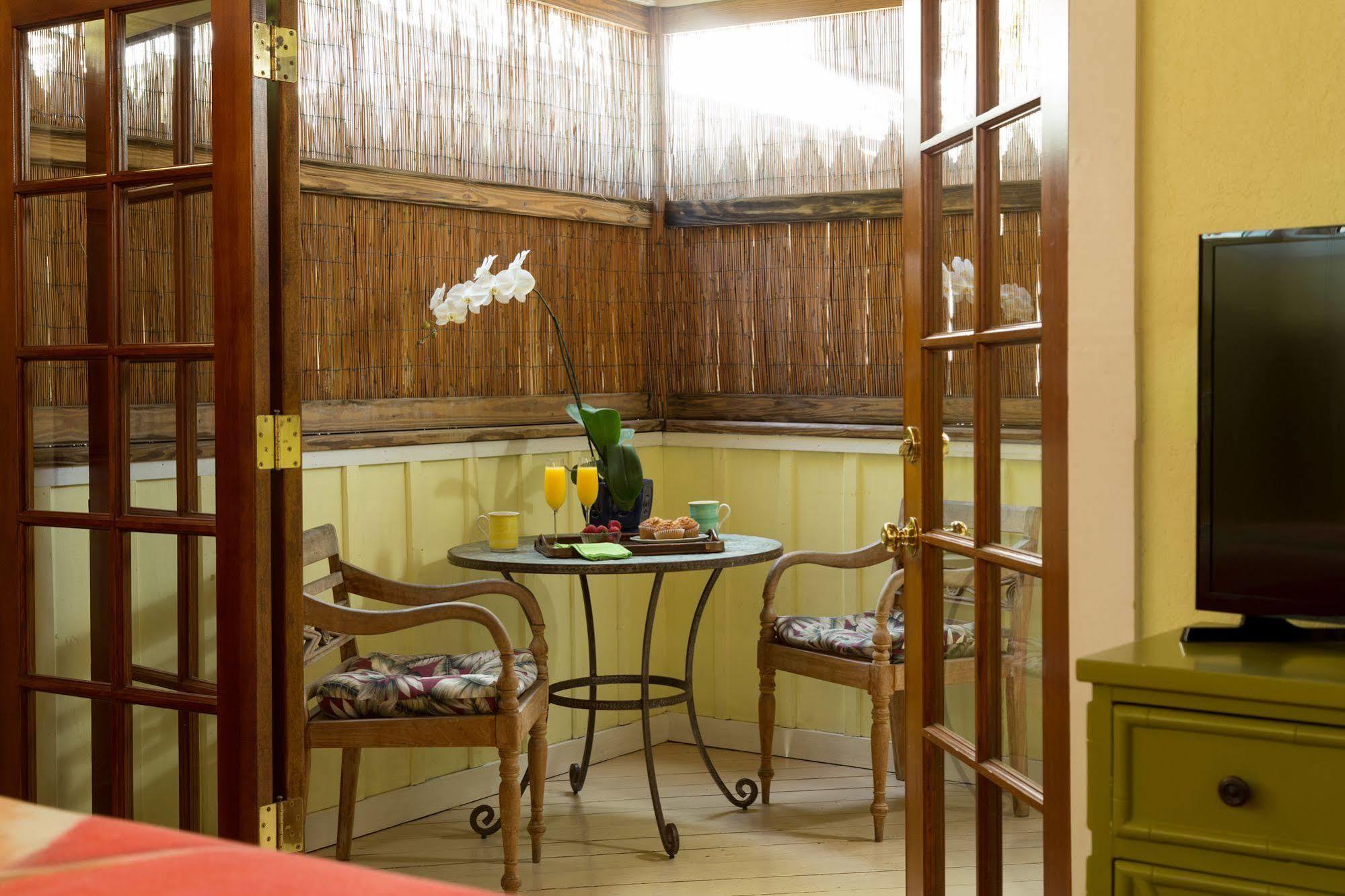 Hotel Tropical