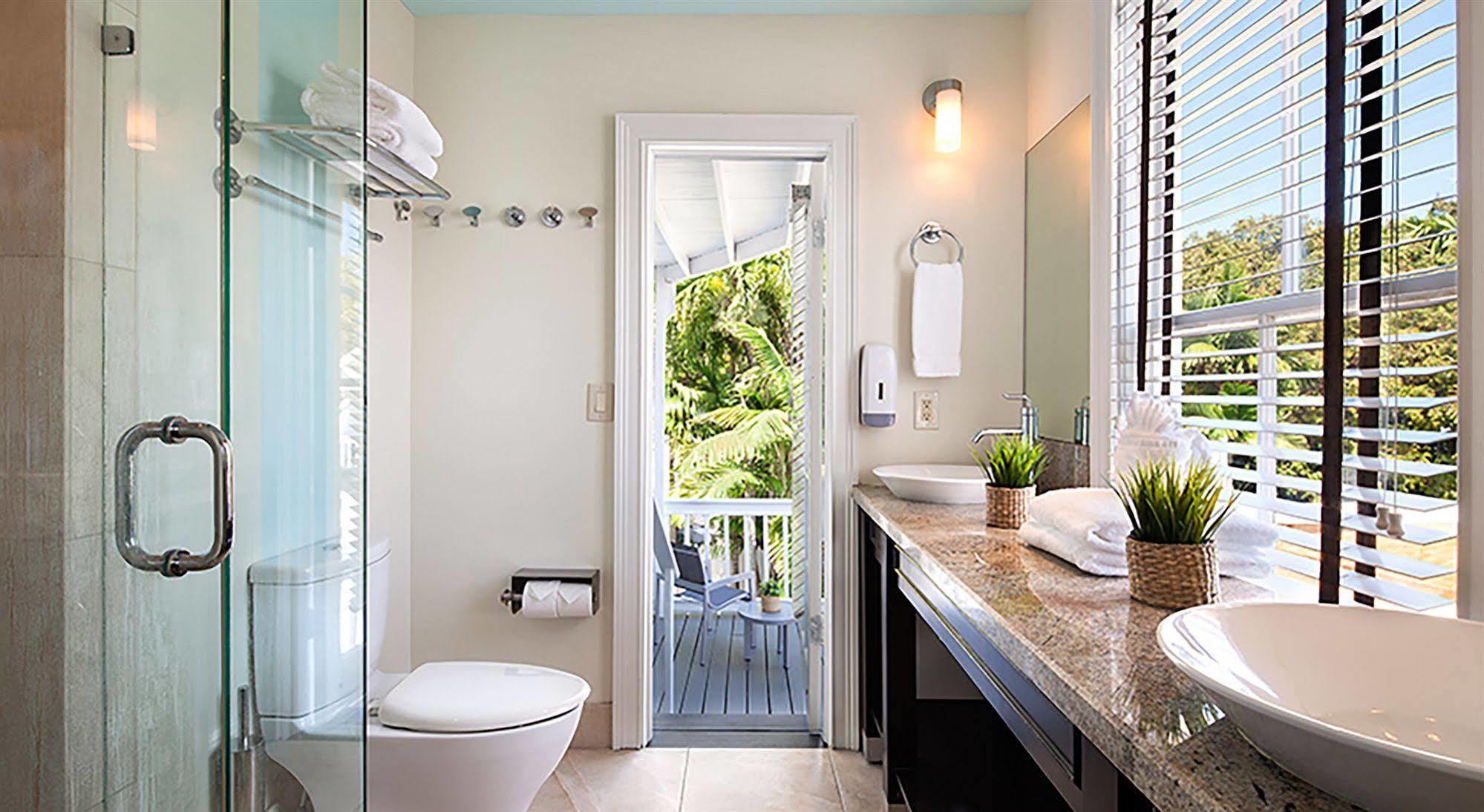 Nyah - Adult Exclusive 3* Key West