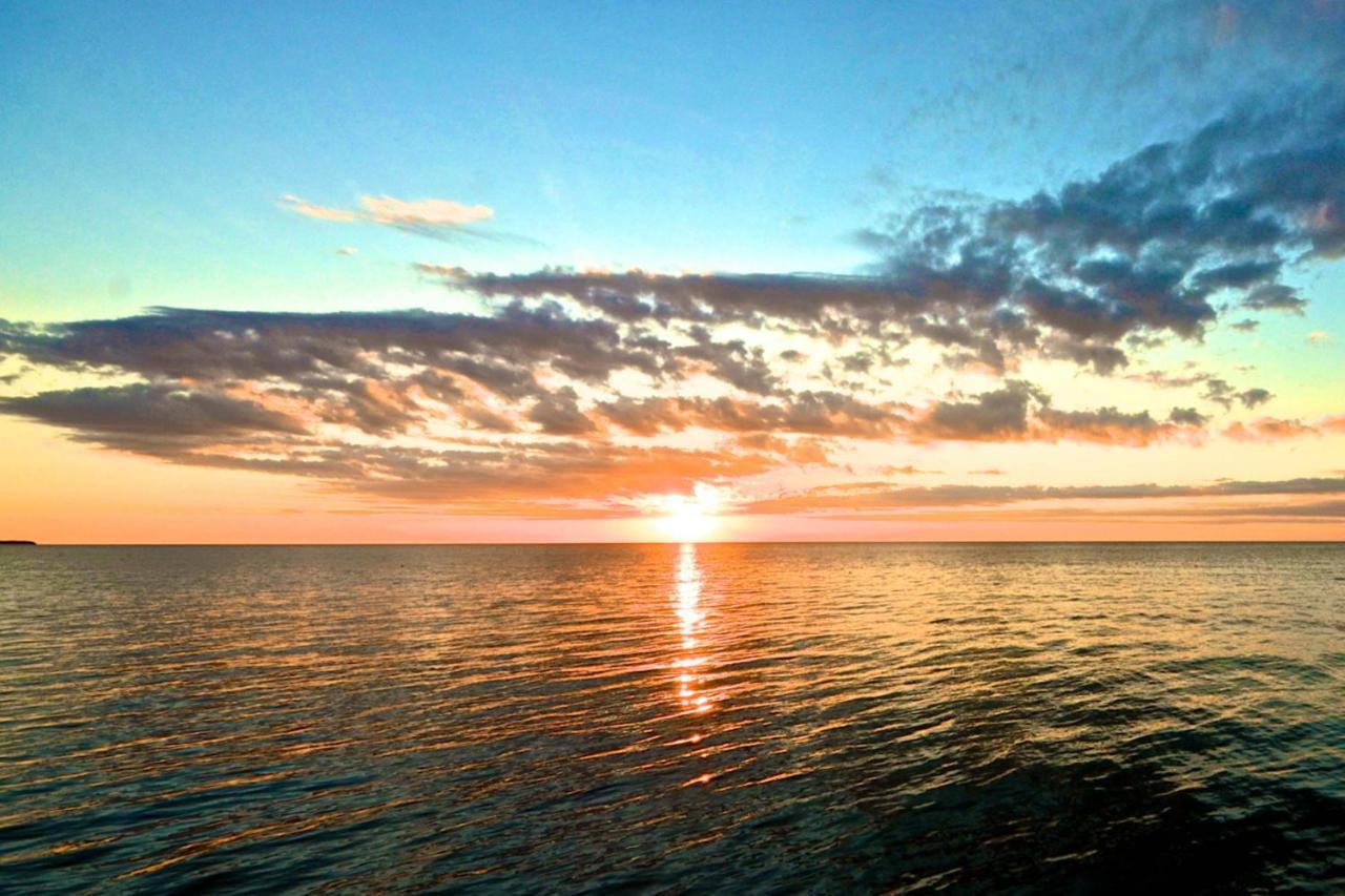 Sunrise Suites Martinique #108 *