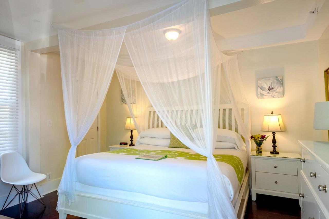 Bed & Breakfast Duval Gardens Key West