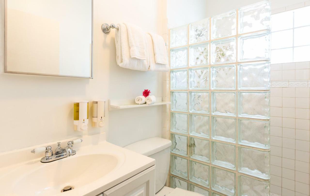 Southernmost Adult Exclusive Inn