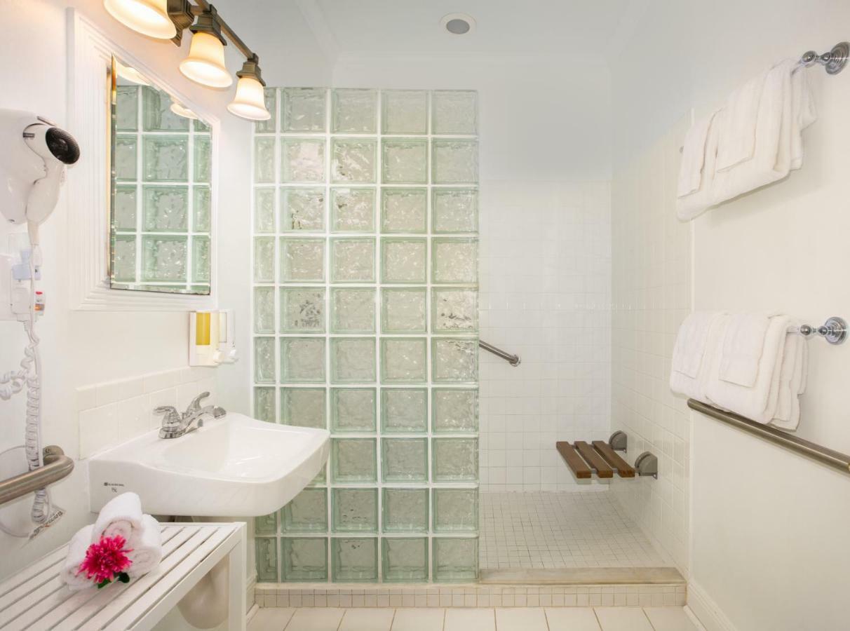 Southernmost Adult Exclusive 3*