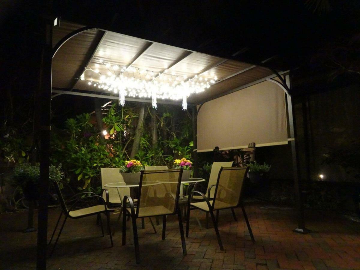 Dreams By The Bed & Breakfast Key West