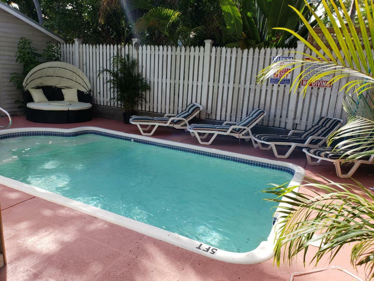 Bayview House Apartment