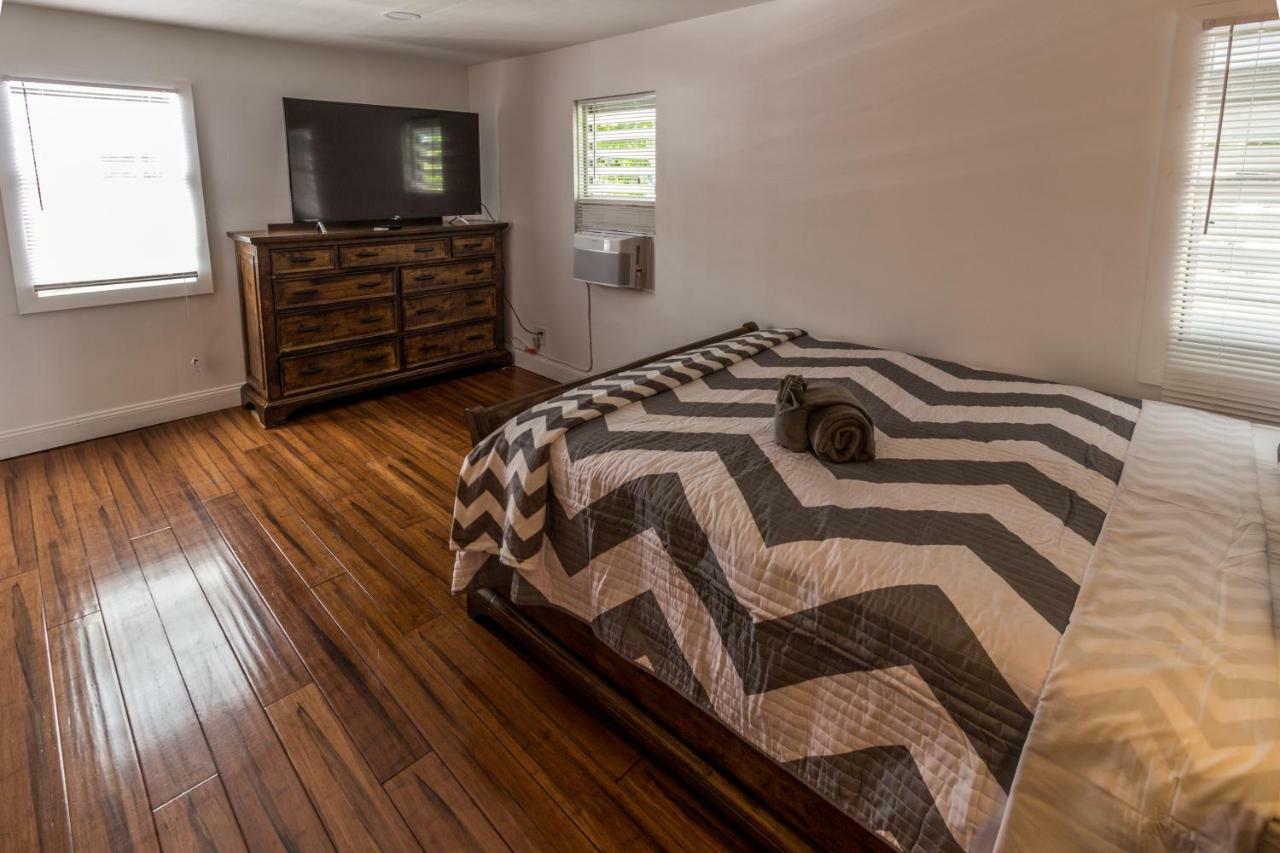 Bayview House Apartment