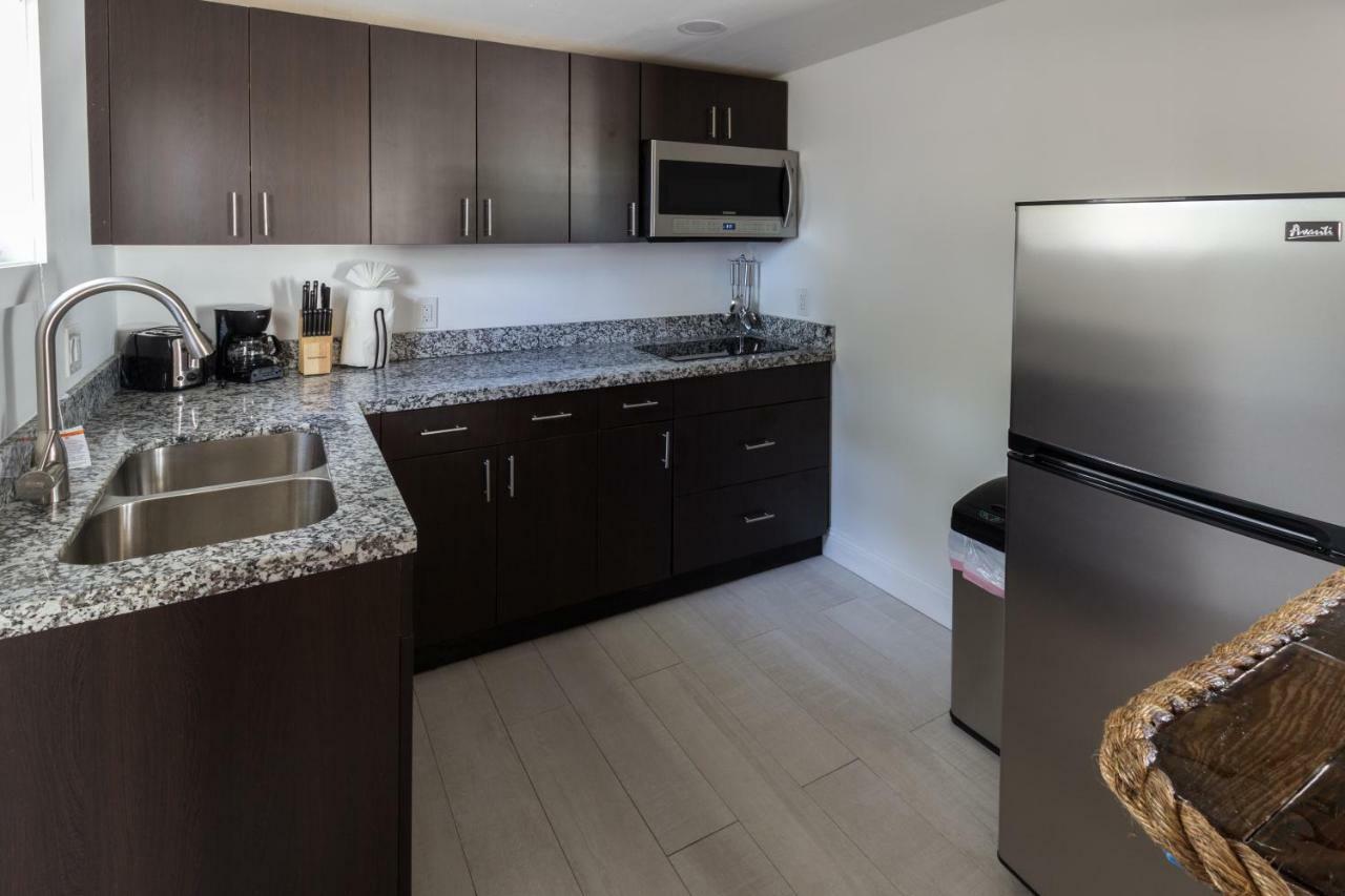 Bayview House Apartment *