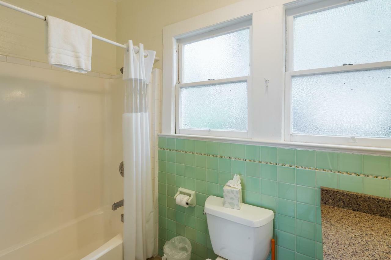 Holiday home Tradewinds