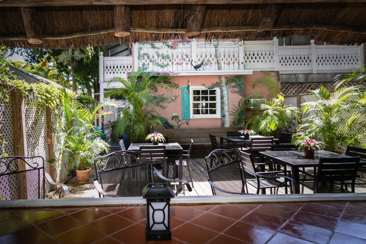 Courtney's Place Historic & Guest house Key West
