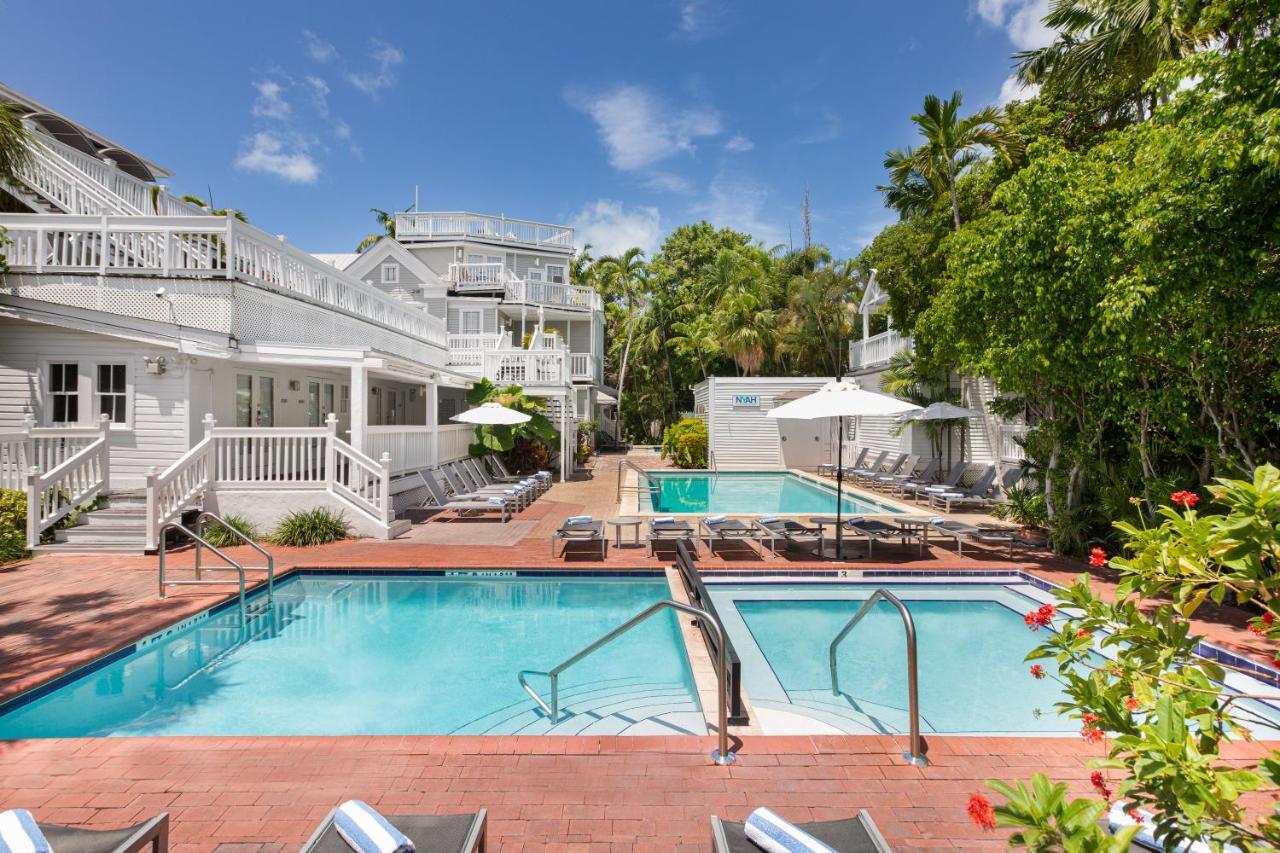 Nyah - Adult Exclusive Bed & Breakfast