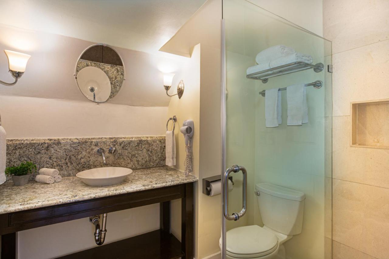 Bed & Breakfast Nyah - Adult Exclusive