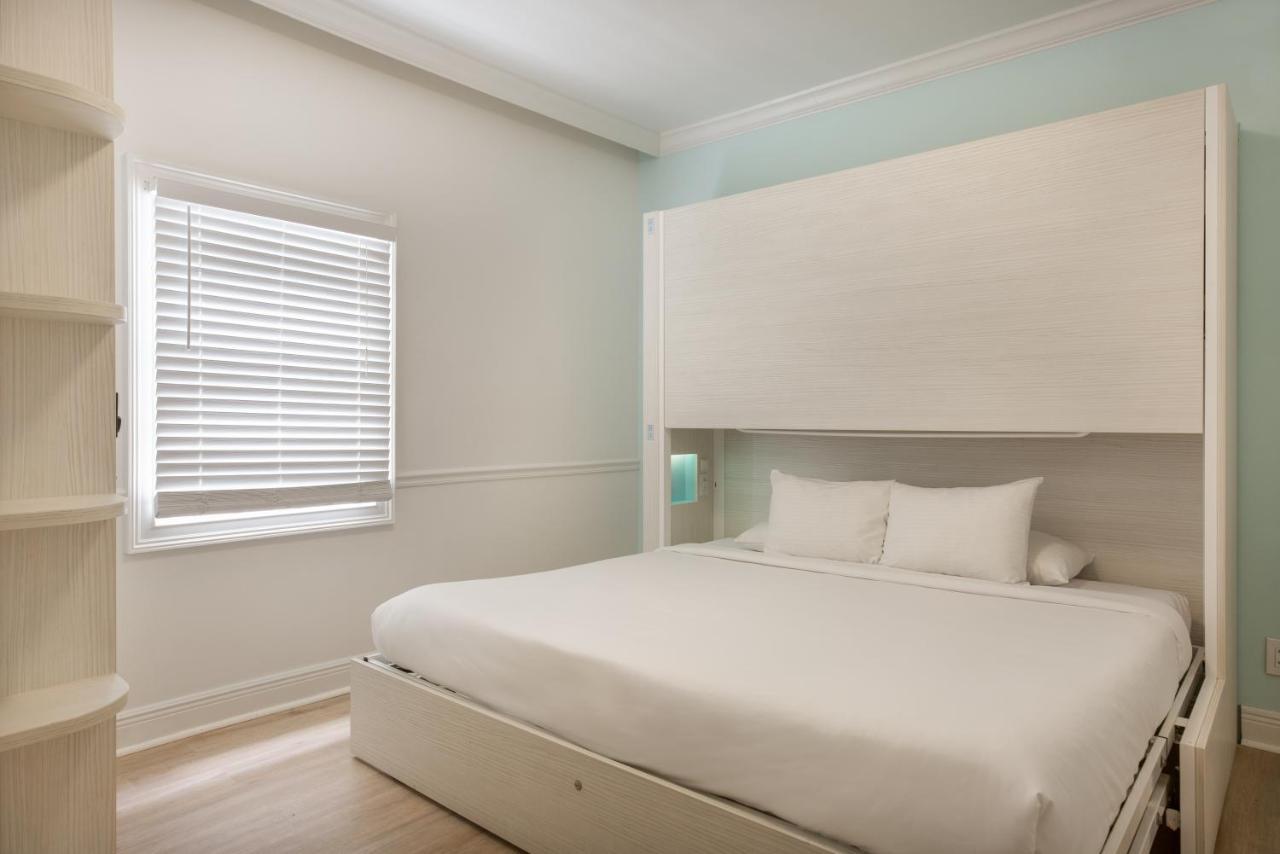 Nyah - Adult Exclusive 3* Key West