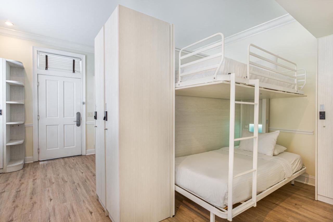 Nyah - Adult Exclusive 3* Key West