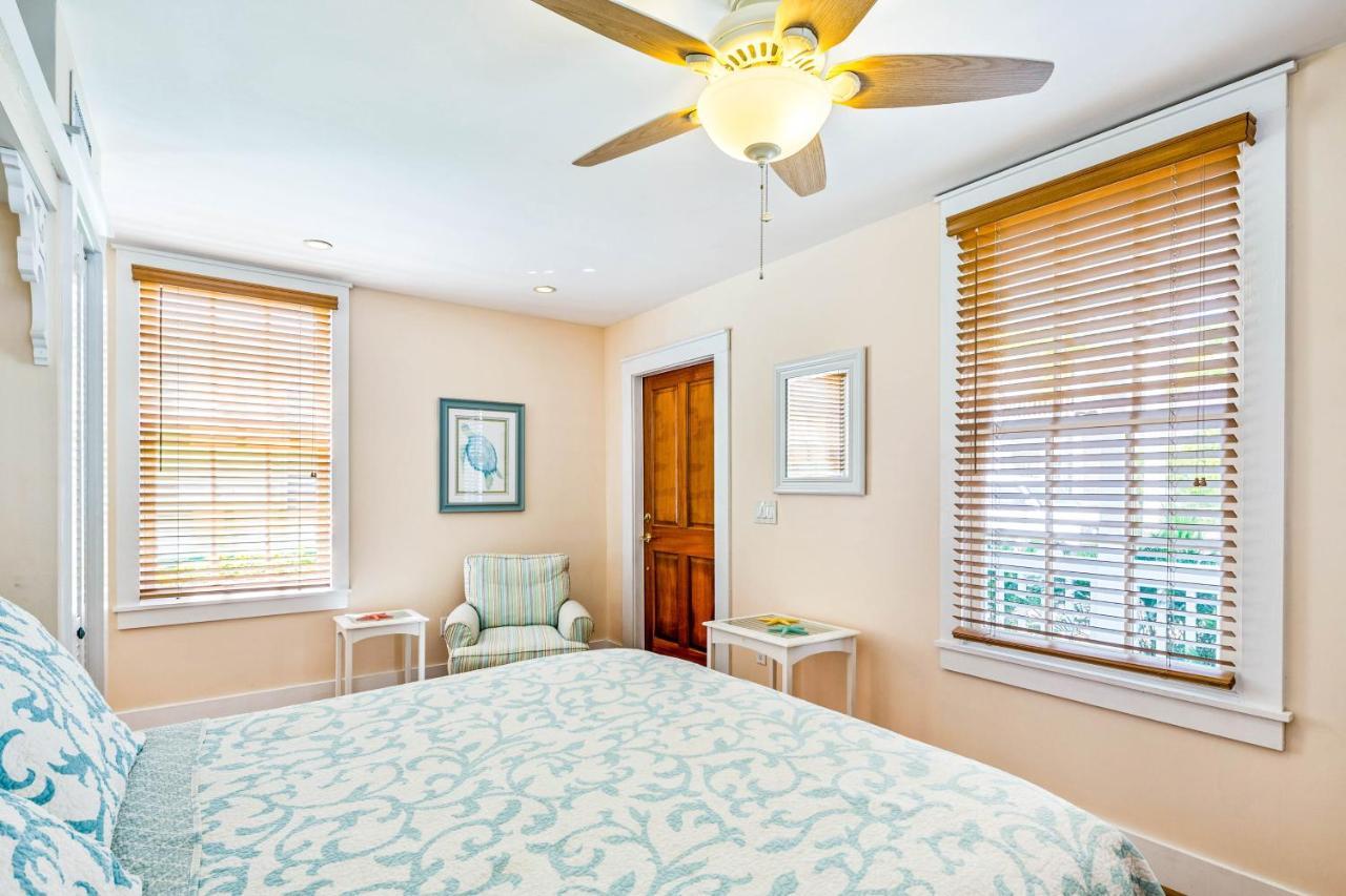 Louisa's Garden Apartment Key West