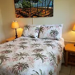 Alexander Palms Court - No Hidden Resort Fees!