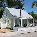 Old Town Home A Short Walk To Duval Couples Oasis