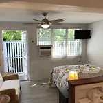 Alexander Palms Court - No Hidden Resort Fees!