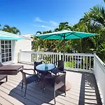 Westwinds Inn