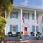 Westwinds Inn