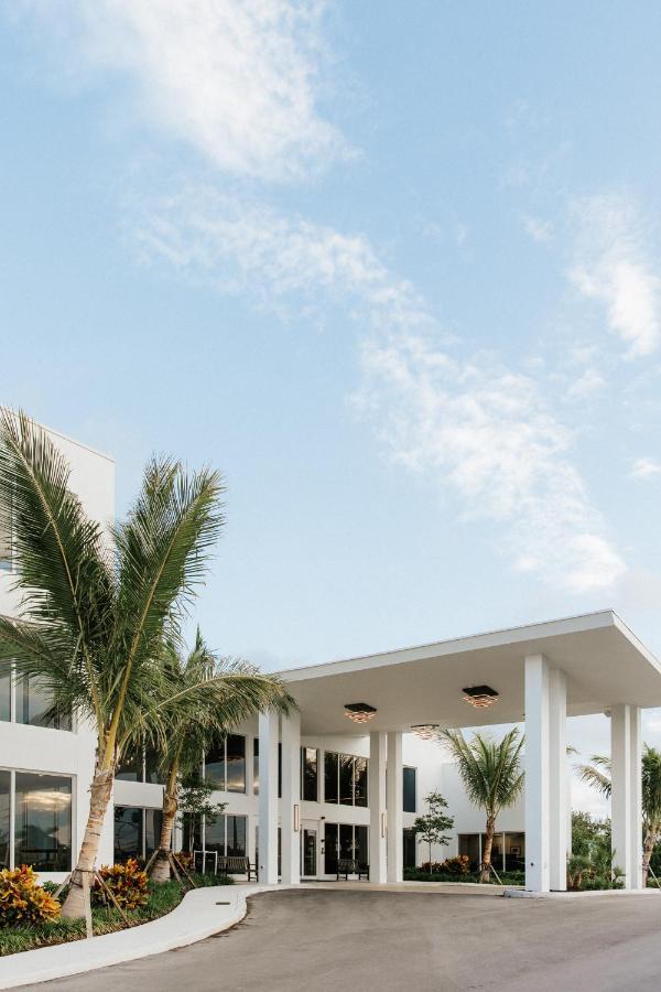 The Capitana Hotel