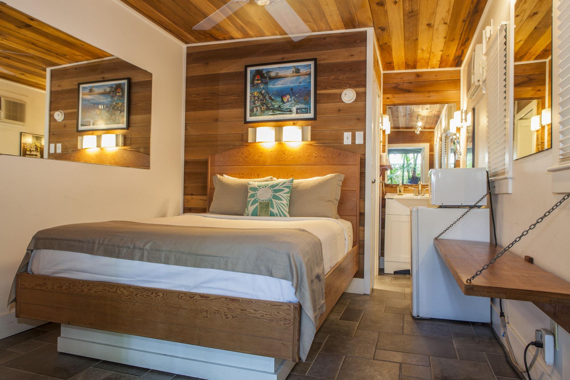Inn Eden House 3*