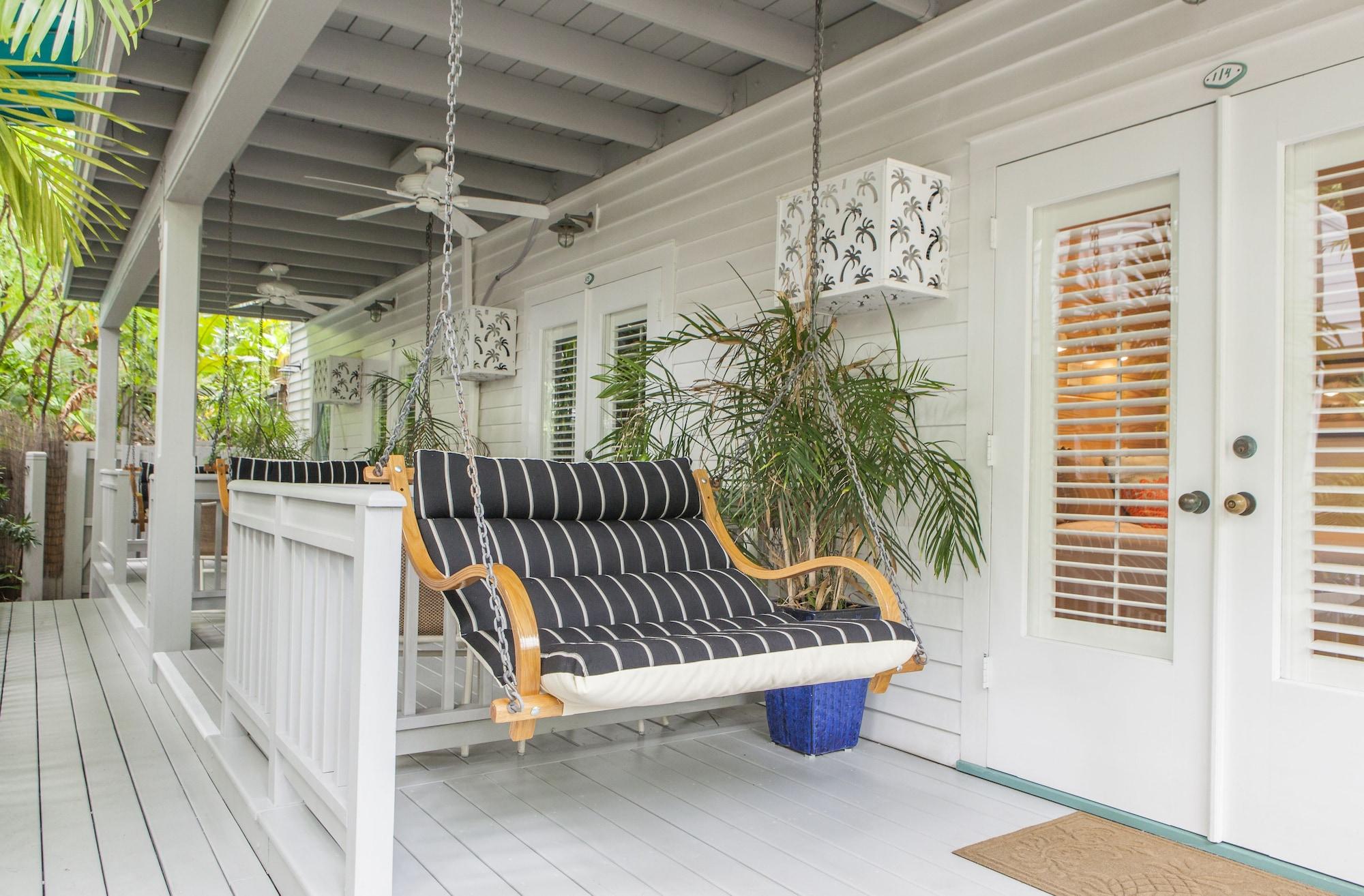 Eden House 3*