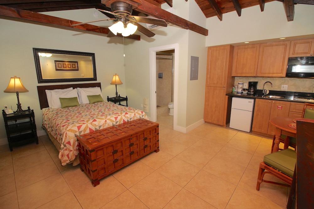 Hotel Coconut Mallory And Marina Key West