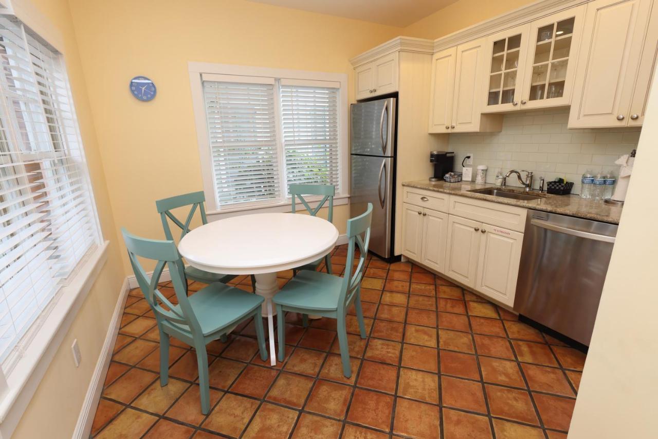 Villa Key West Villas