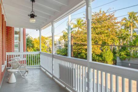 Inn Blue At The Grand Maloney Key West
