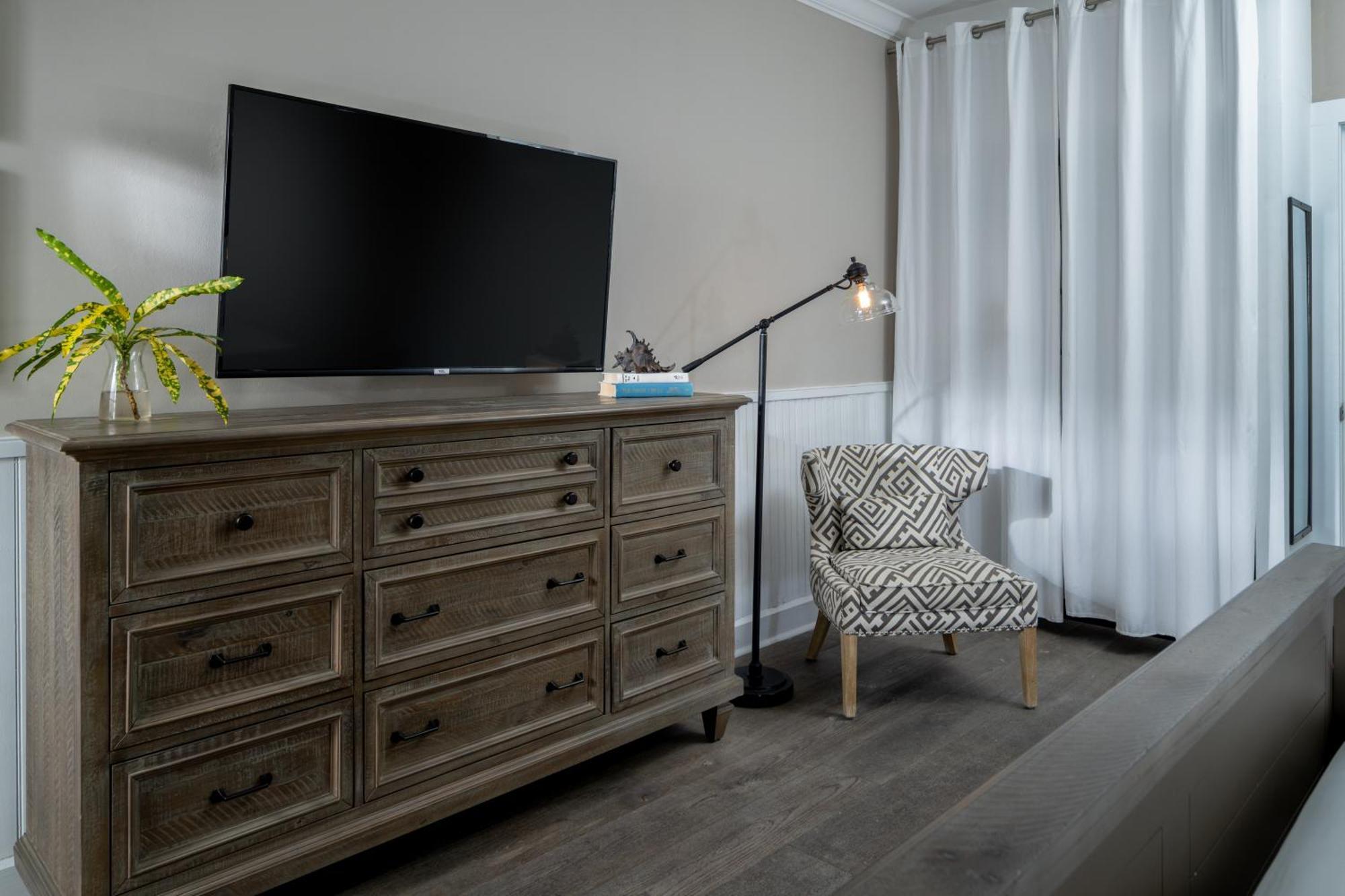 Bed & Breakfast Alexander's Guesthouse-adult Exclusive, Lgbtq Friendly