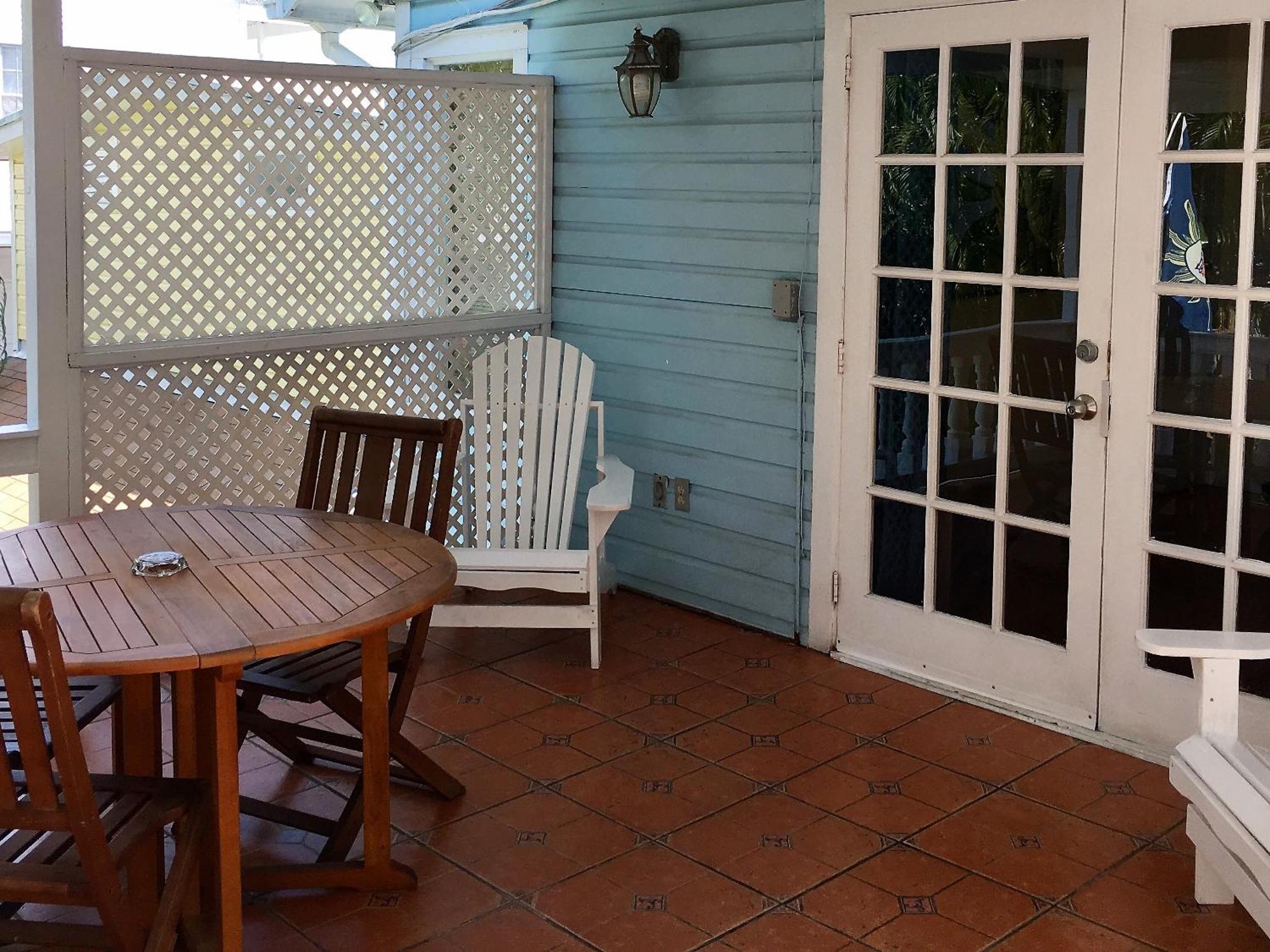 Douglas House Inn Key West