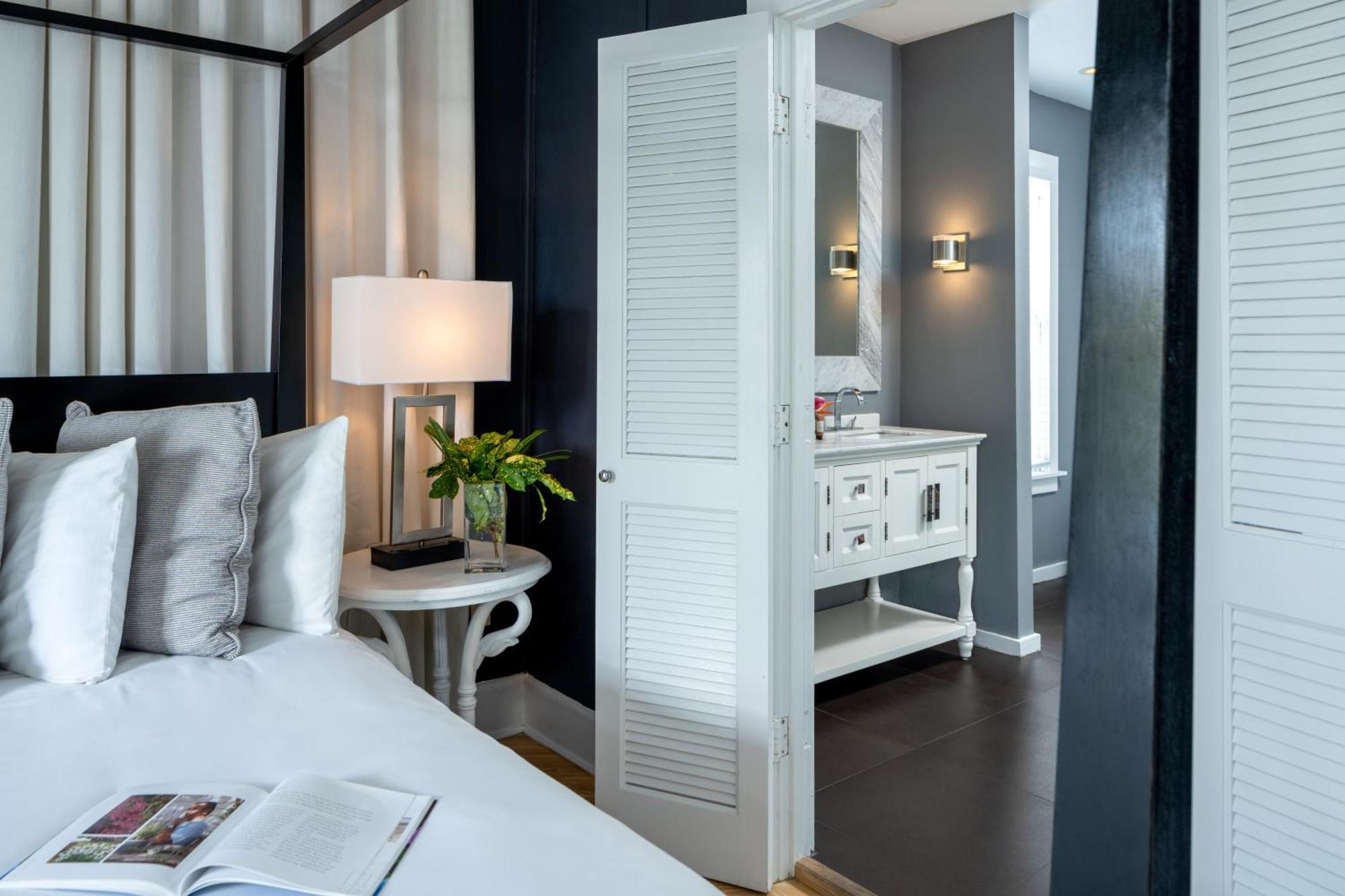 Alexander's Guesthouse-adult Exclusive, Lgbtq Friendly 3*