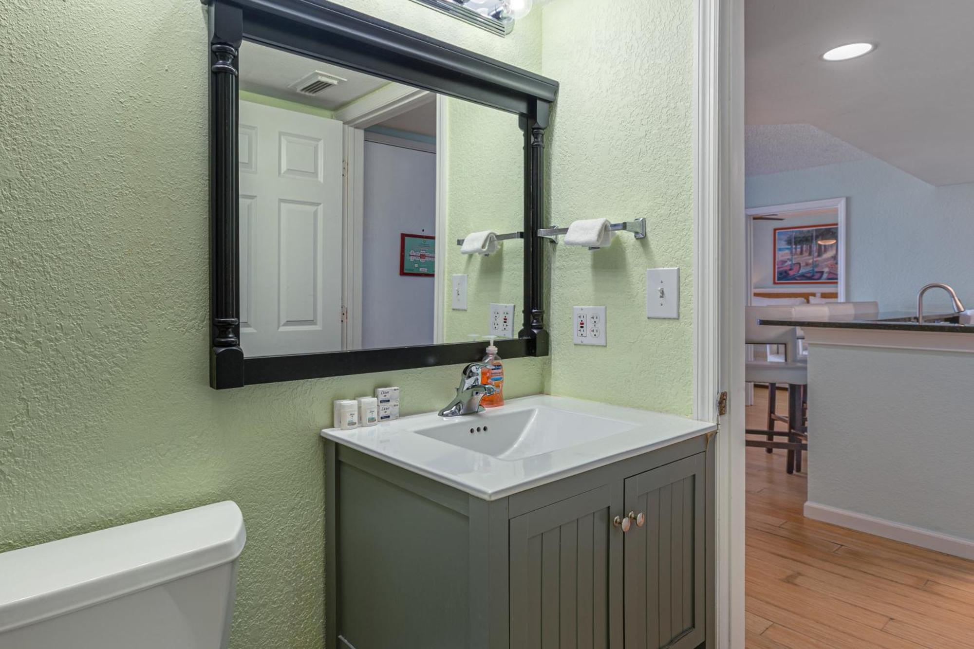 Sunrise Cayo Coco #208 Apartment Key West