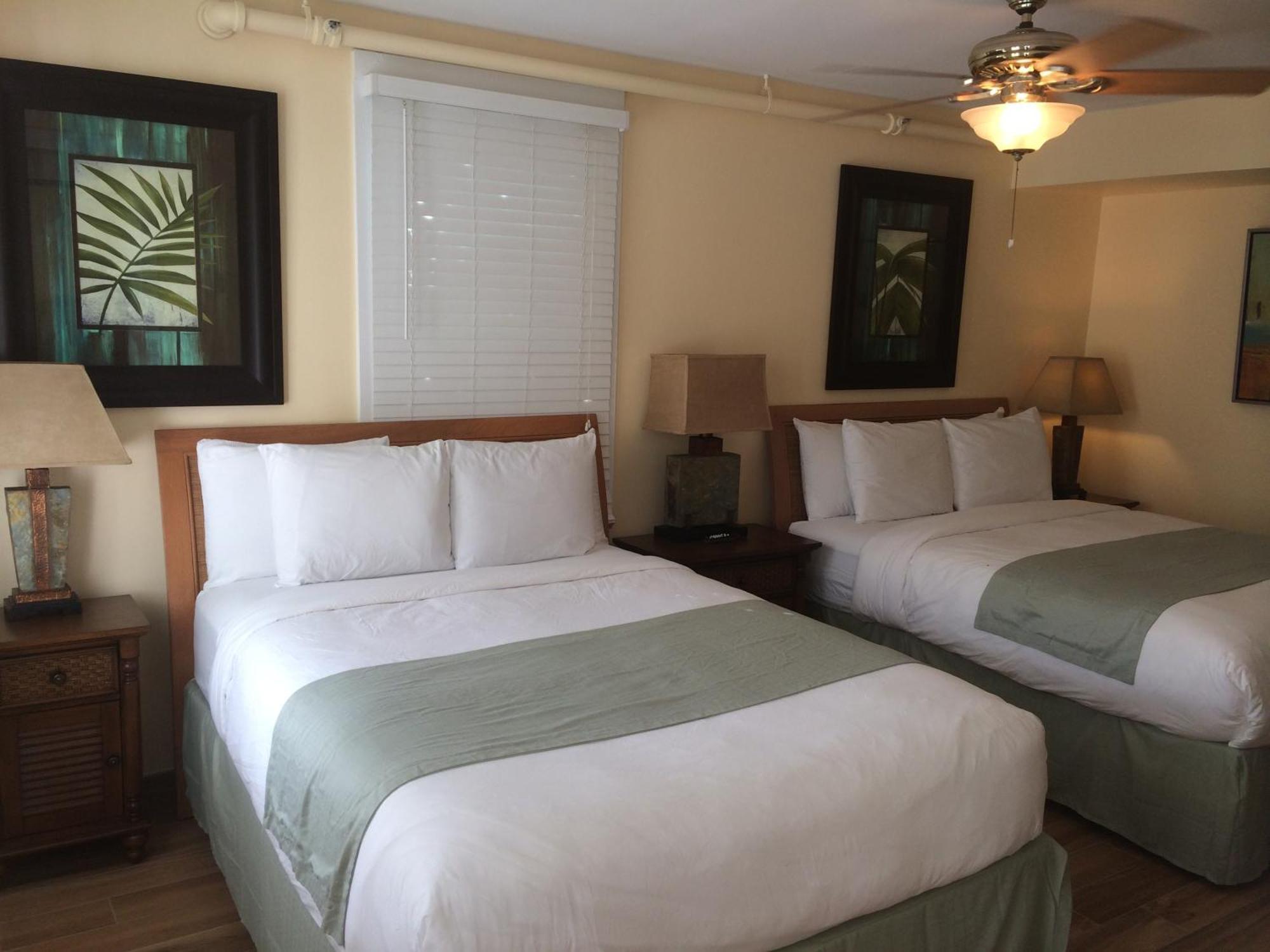 Douglas House Inn