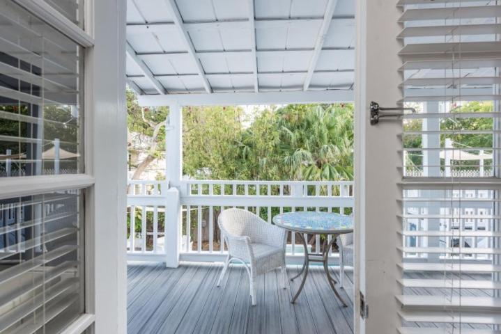 Bed & Breakfast Alexander's Guesthouse-adult Exclusive, Lgbtq Friendly 3*