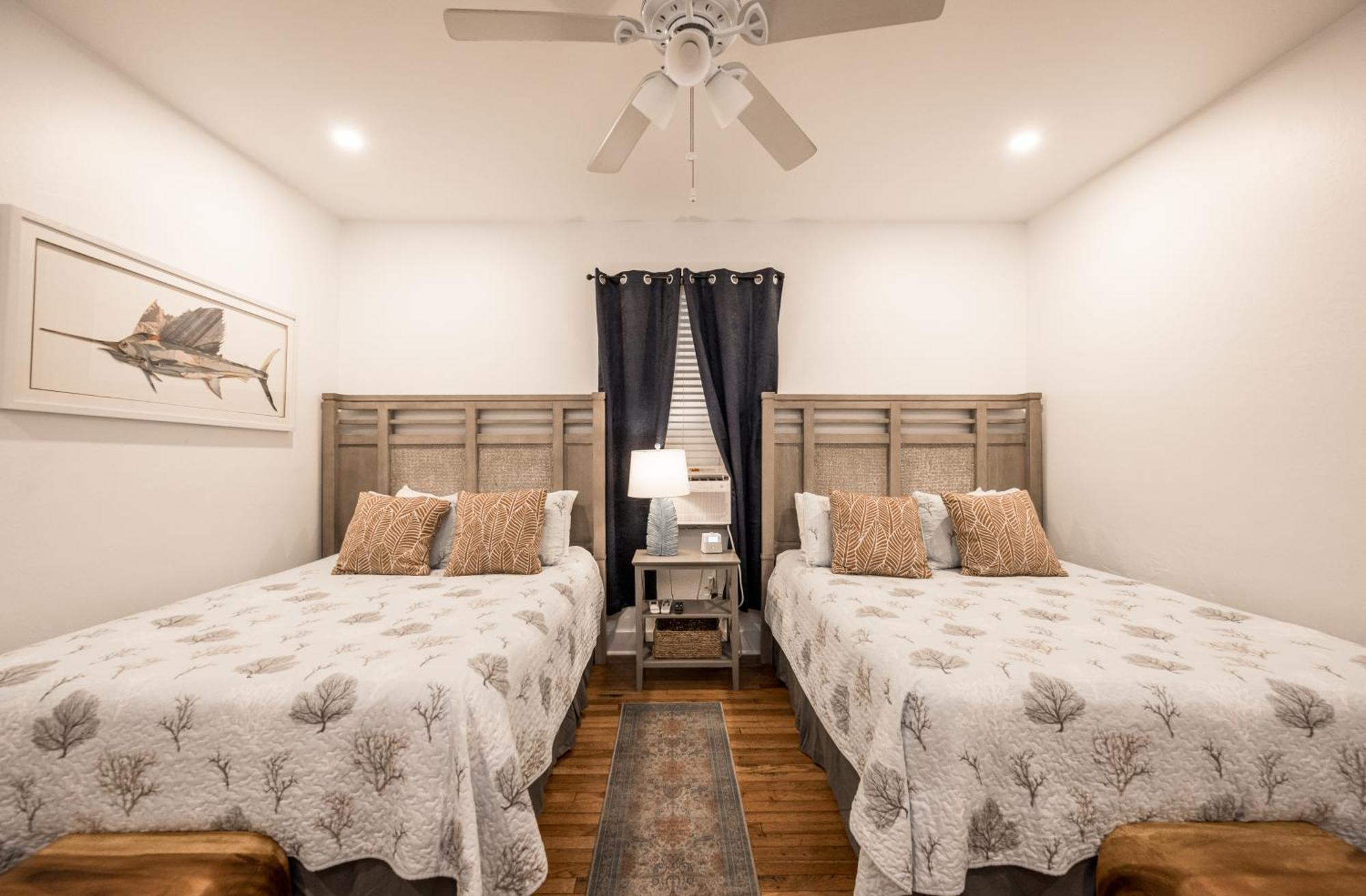 The Speakeasy And Bar Bed & Breakfast