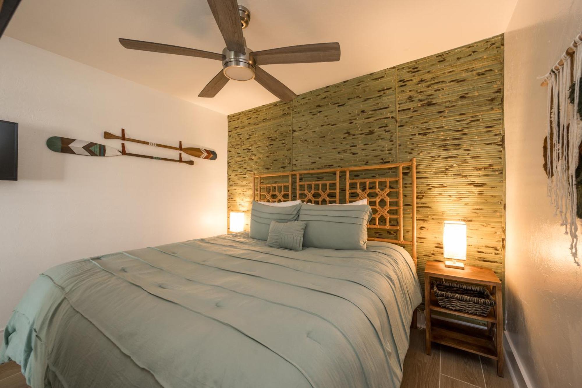 The Speakeasy And Bar Bed & Breakfast