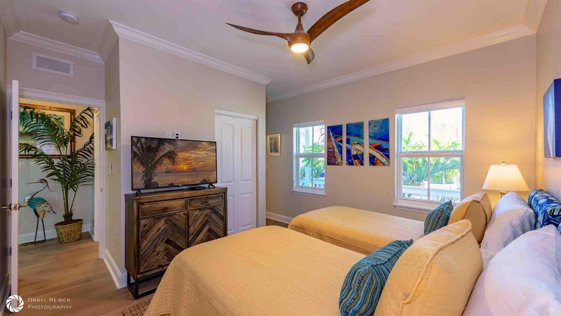 Holiday home Dance Of The Butterflies By Last Key Realty