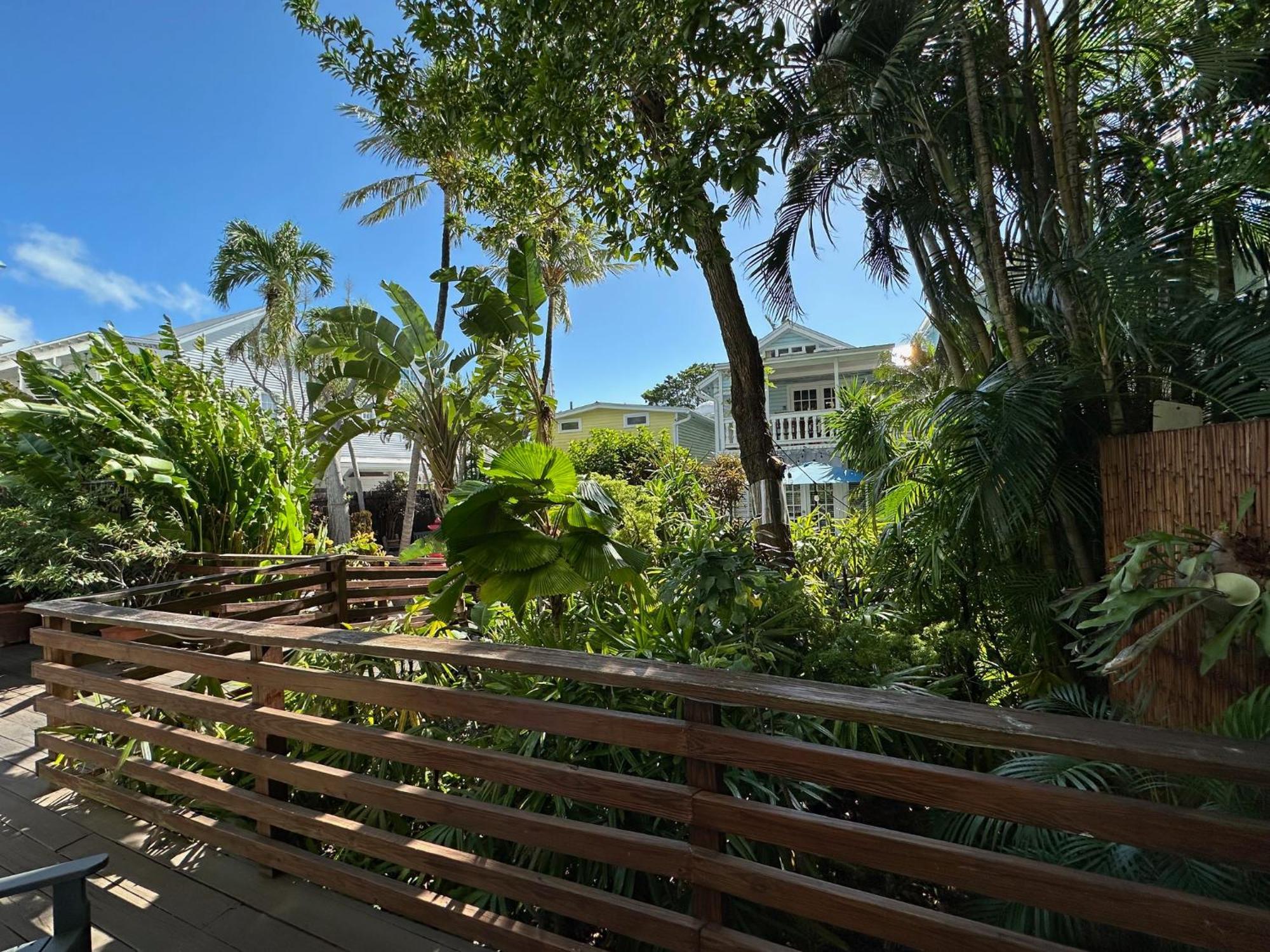 Inn Douglas House Key West