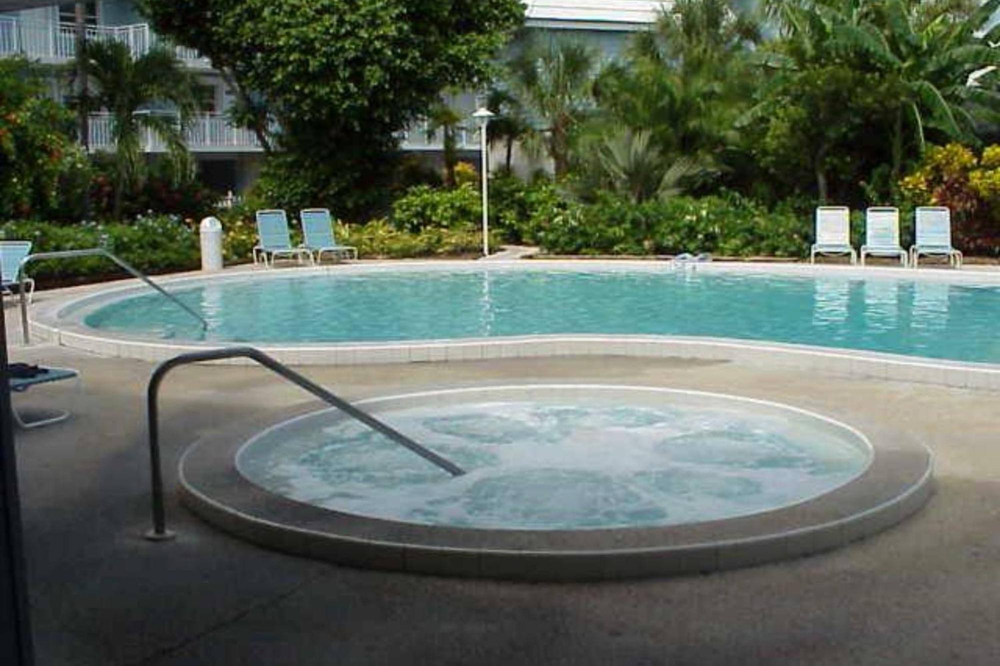 Dune Wind South: Beachside Extended With Pool & Hot Tub * Key West