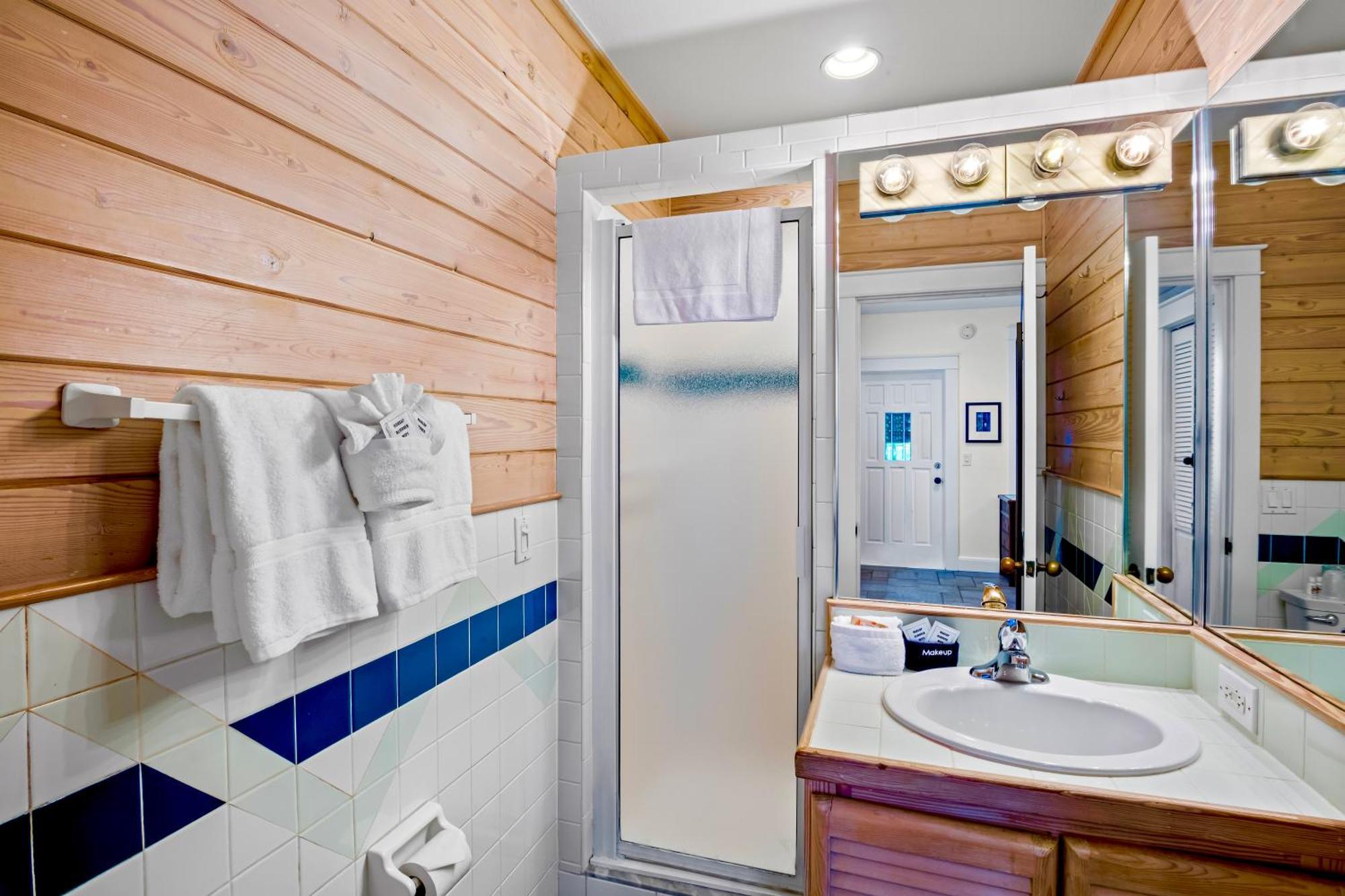Eden House Inn 3*