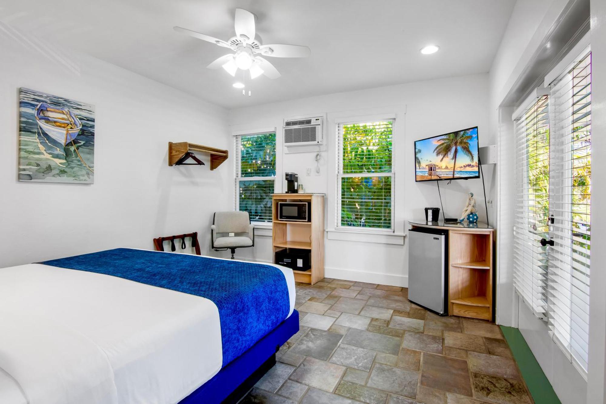 Eden House 3*