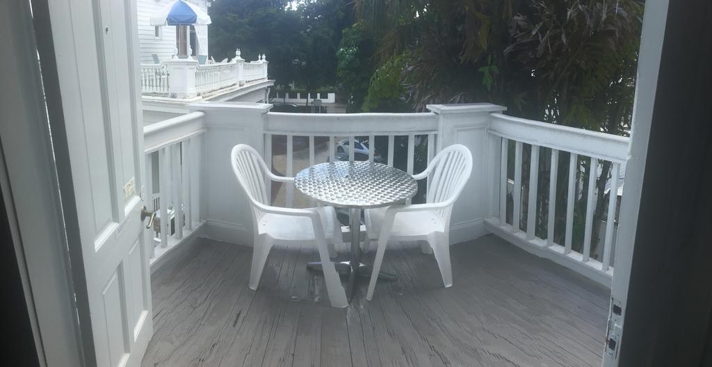 Amsterdam's Curry Mansion Bed & Breakfast Key West