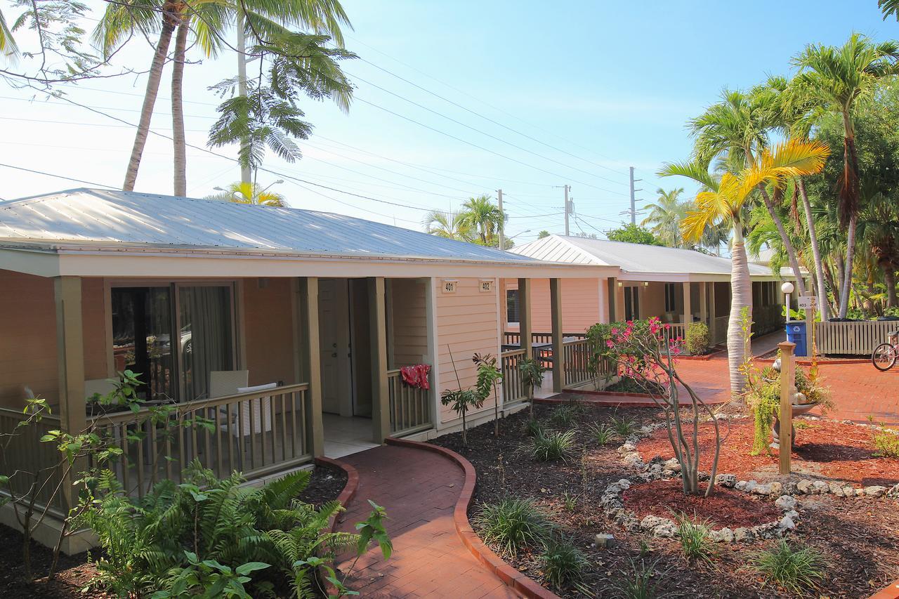 Hotel Coconut Mallory And Marina