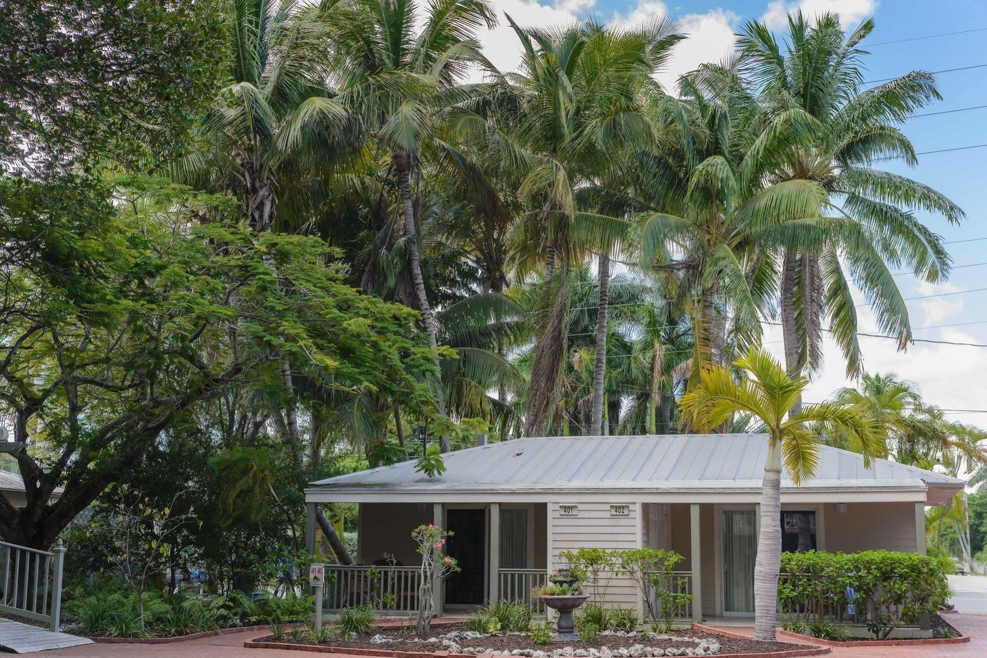 Hotel Coconut Mallory And Marina 3*